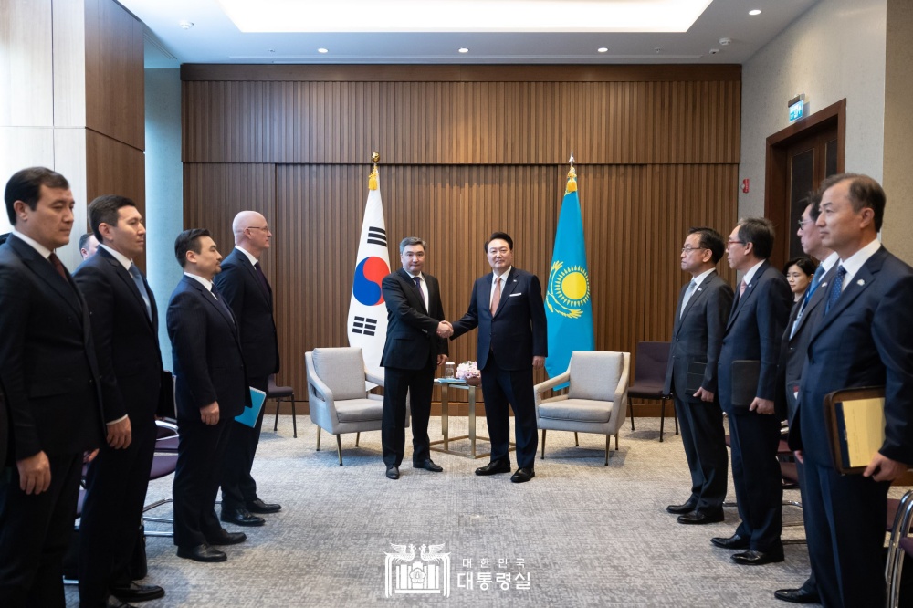 윤석열 대통령, 벡테노프 카자흐스탄 총리 접견